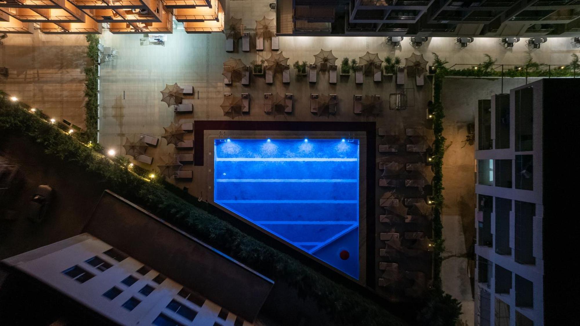 Gest Hotel Radhimë エクステリア 写真