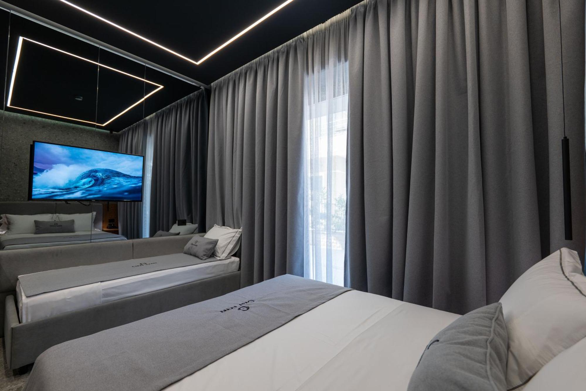 Gest Hotel Radhimë エクステリア 写真